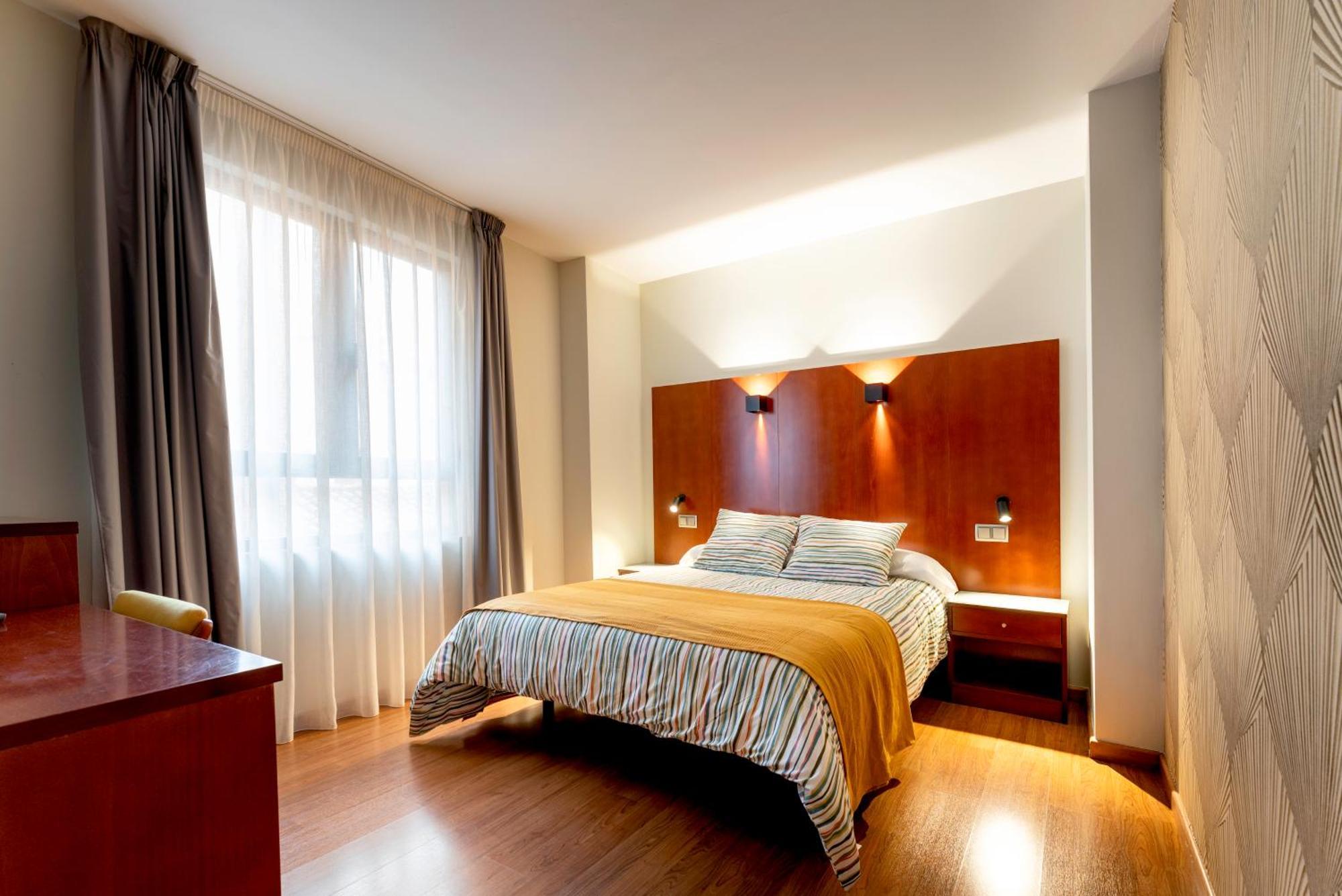 Hotel Dona Urraca ซามอรา ภายนอก รูปภาพ